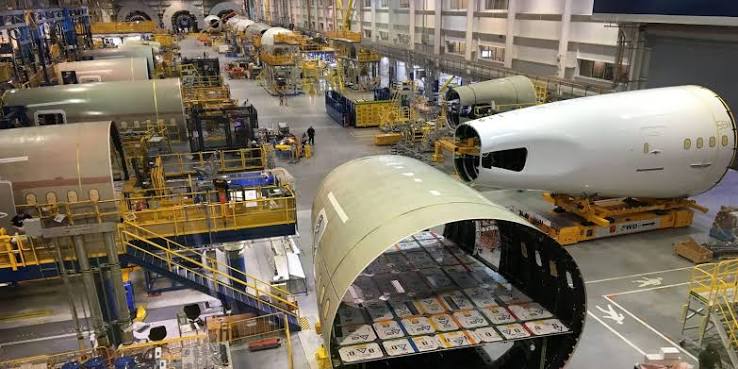 USAToday 787 Aft photo